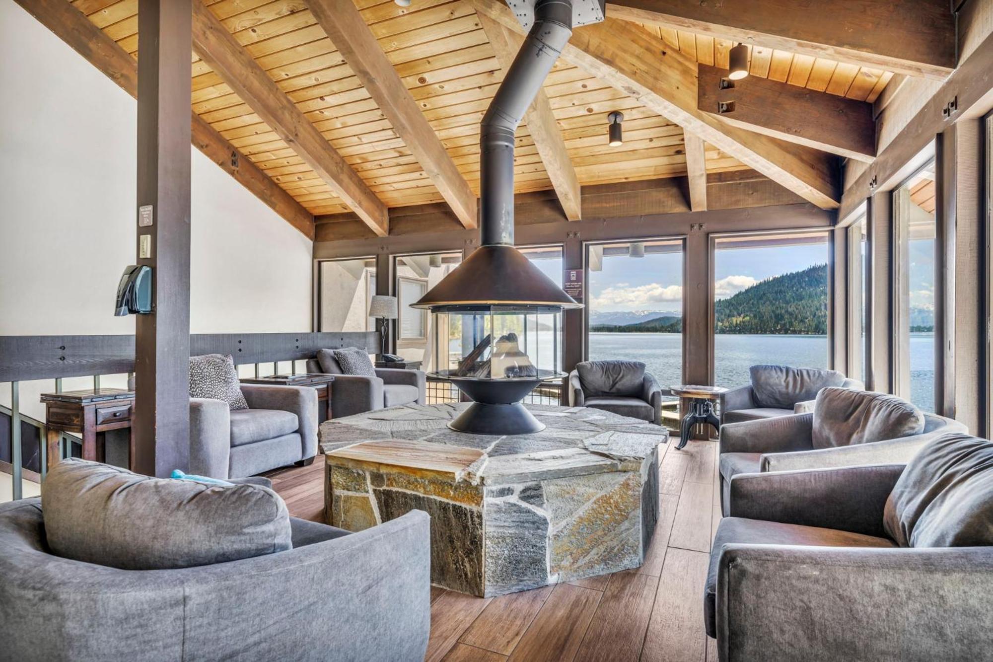Charming Queen Studio Deluxe W/Balcony #233 At Donner Lake Village Truckee Εξωτερικό φωτογραφία